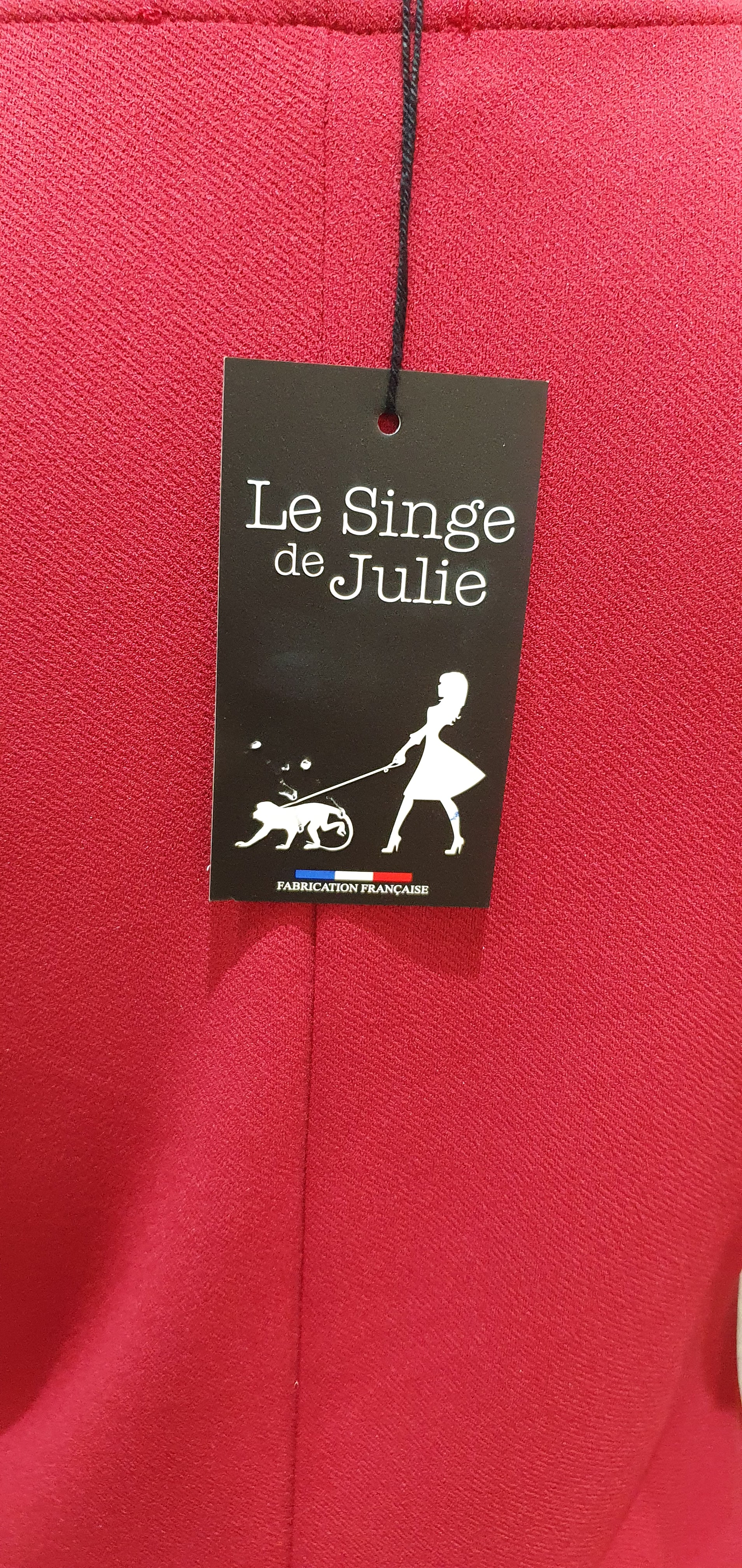 La robe bordeaux très chic