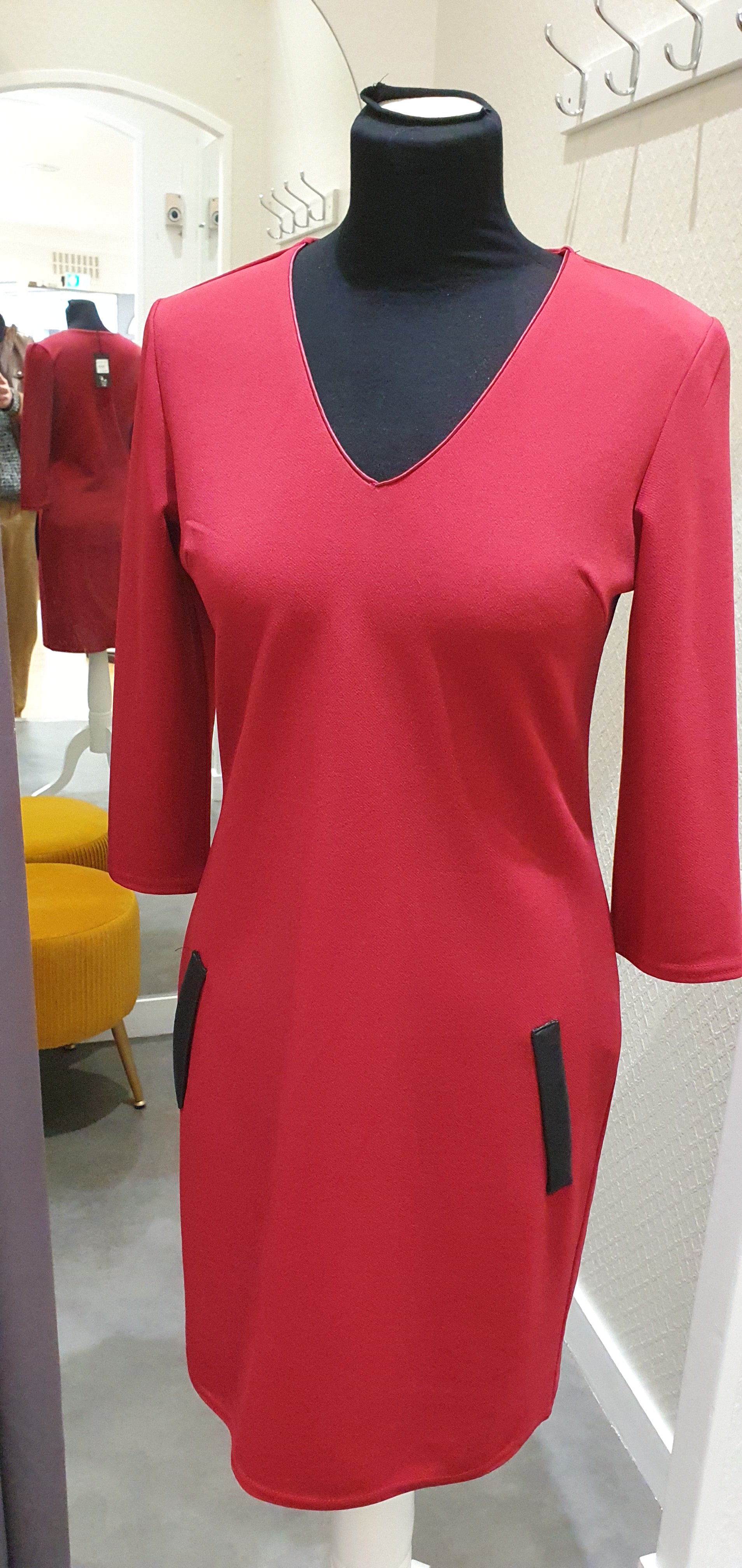 La robe bordeaux très chic