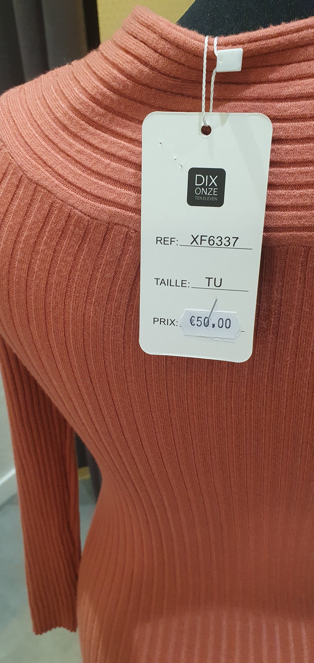 Robe pull taille unique coloris pêche